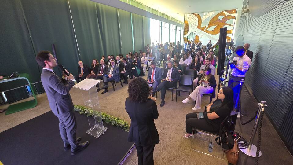 Frente Parlamentar Mista do Serviço Exterior Brasileiro inicia os trabalhos no Congresso Nacional