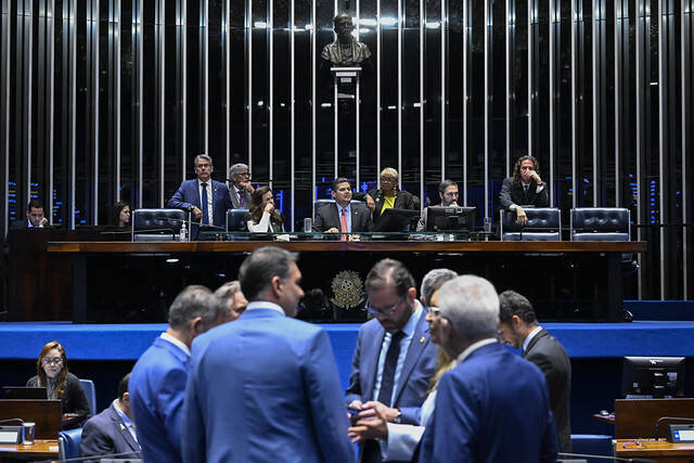 Plenário do Senado federal aprova indicação de embaixadores e embaixadoras